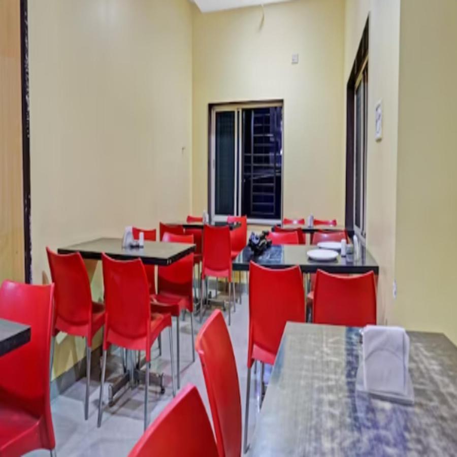 Carnival Hotel Пуне Екстер'єр фото