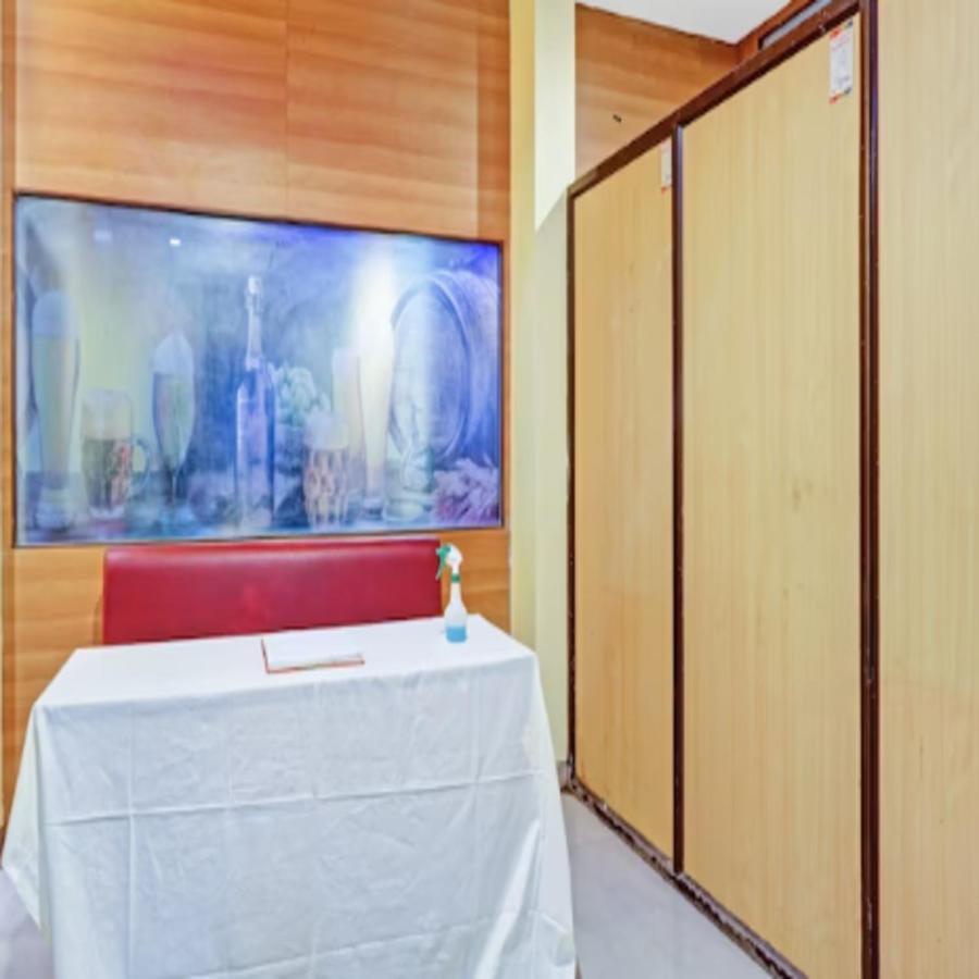 Carnival Hotel Пуне Екстер'єр фото